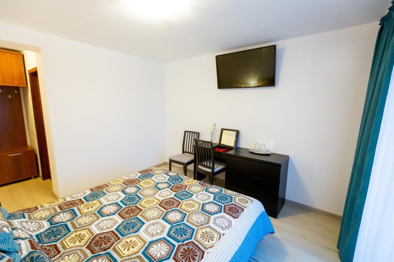 Hotel Pensiunea Mateo à Buzău Extérieur photo