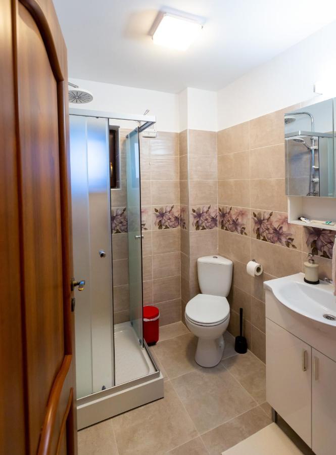 Hotel Pensiunea Mateo à Buzău Extérieur photo