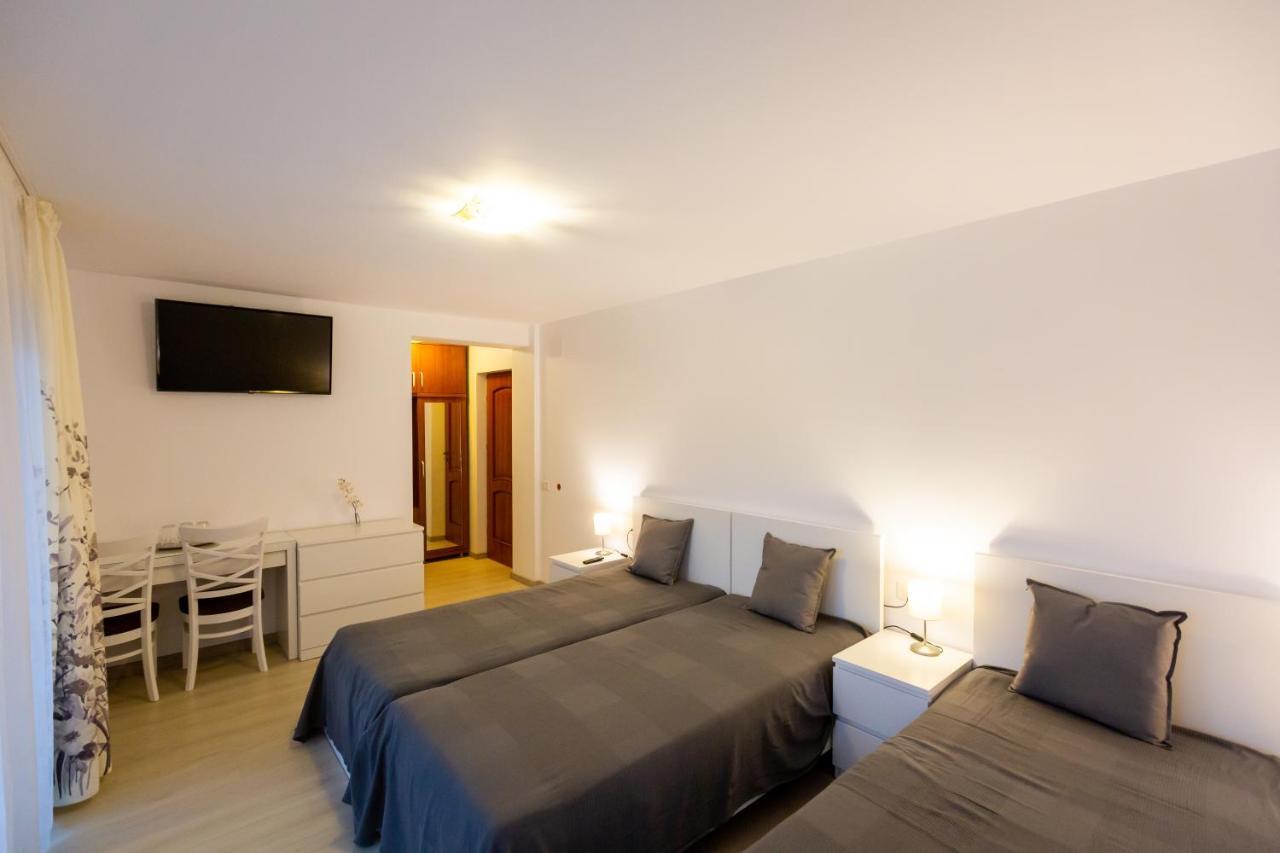 Hotel Pensiunea Mateo à Buzău Extérieur photo